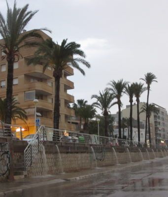 Forta descàrrega d’aigua a Benicarló